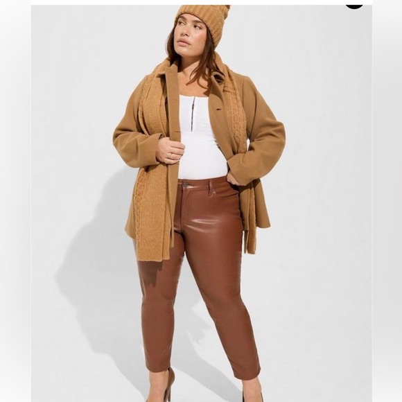 Torrid plus size 22R faux leather pants - Picture 4 of 9